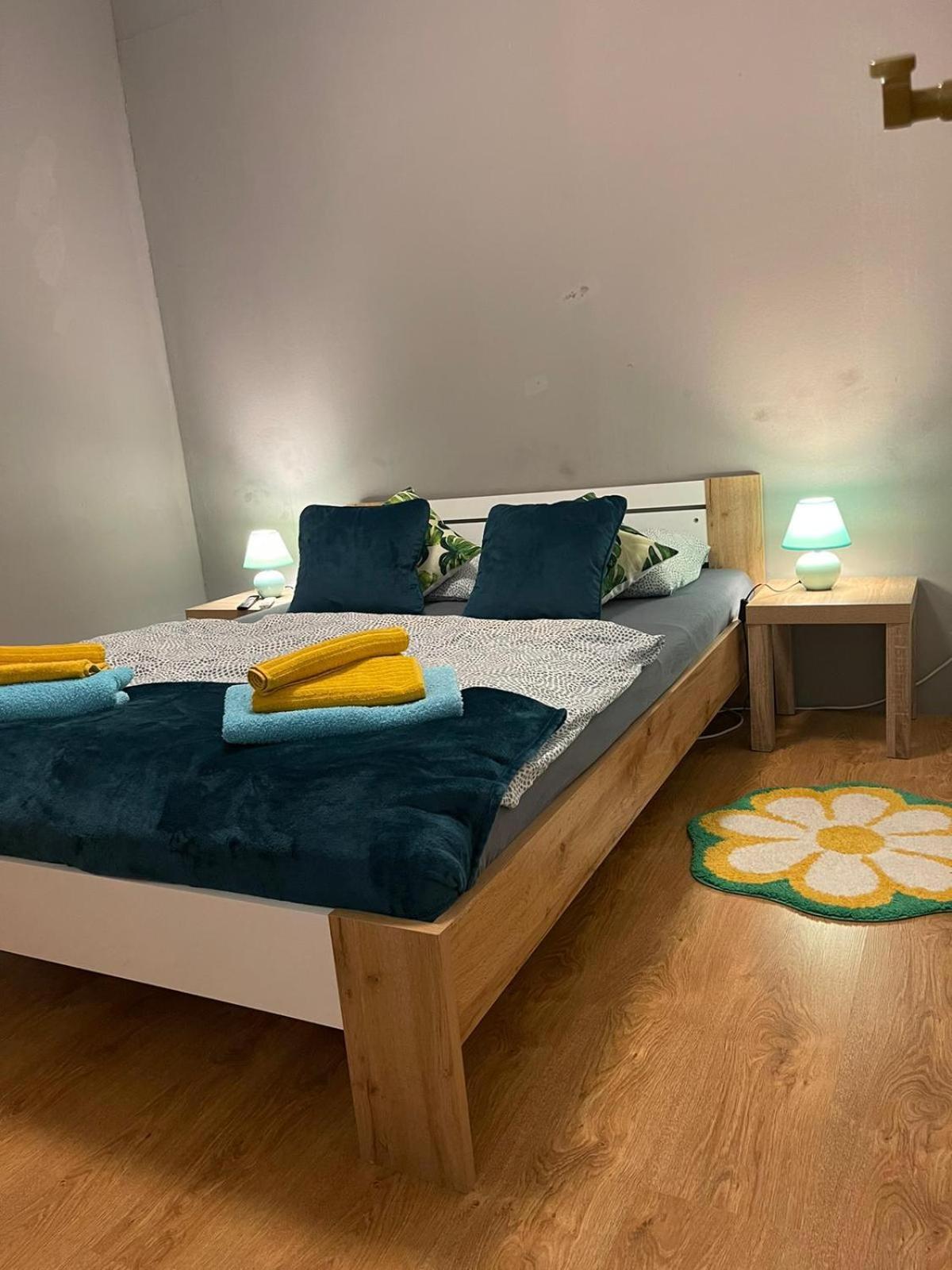 Velky Apartman บราติสลาวา ภายนอก รูปภาพ