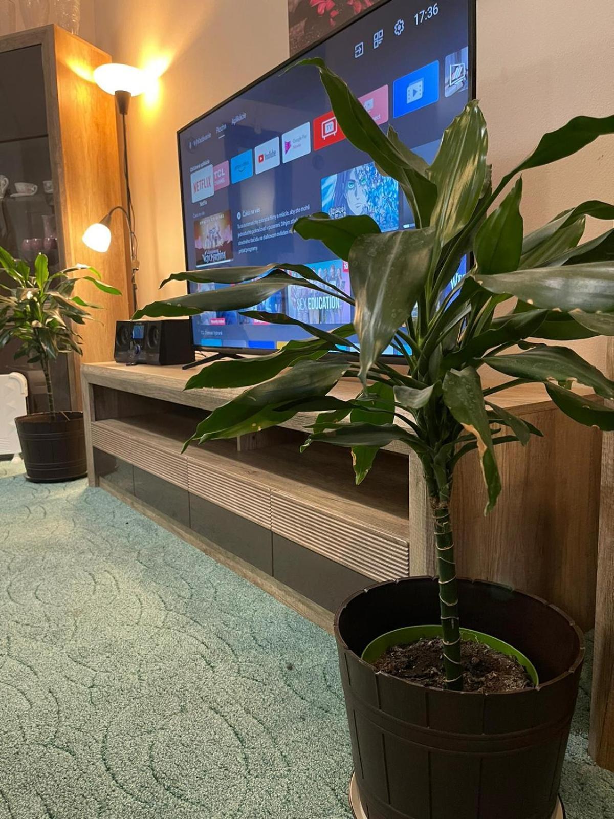 Velky Apartman บราติสลาวา ภายนอก รูปภาพ