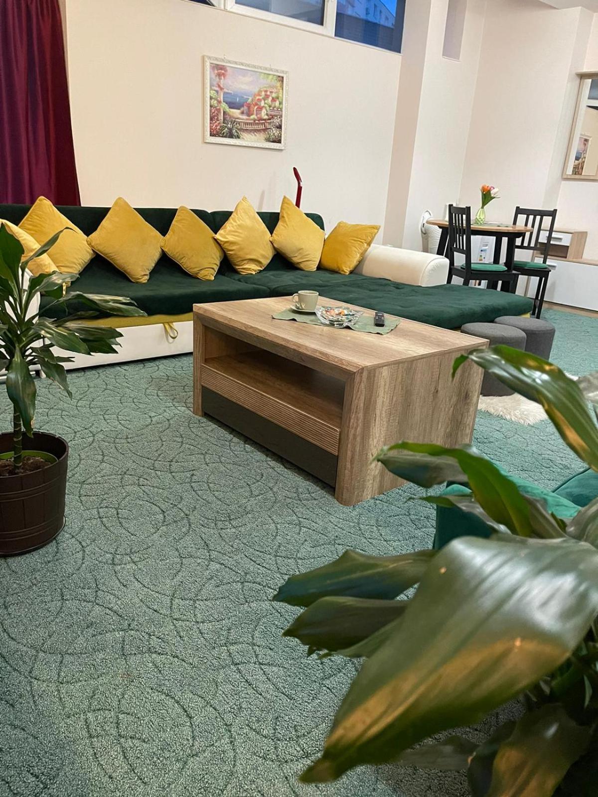 Velky Apartman บราติสลาวา ภายนอก รูปภาพ